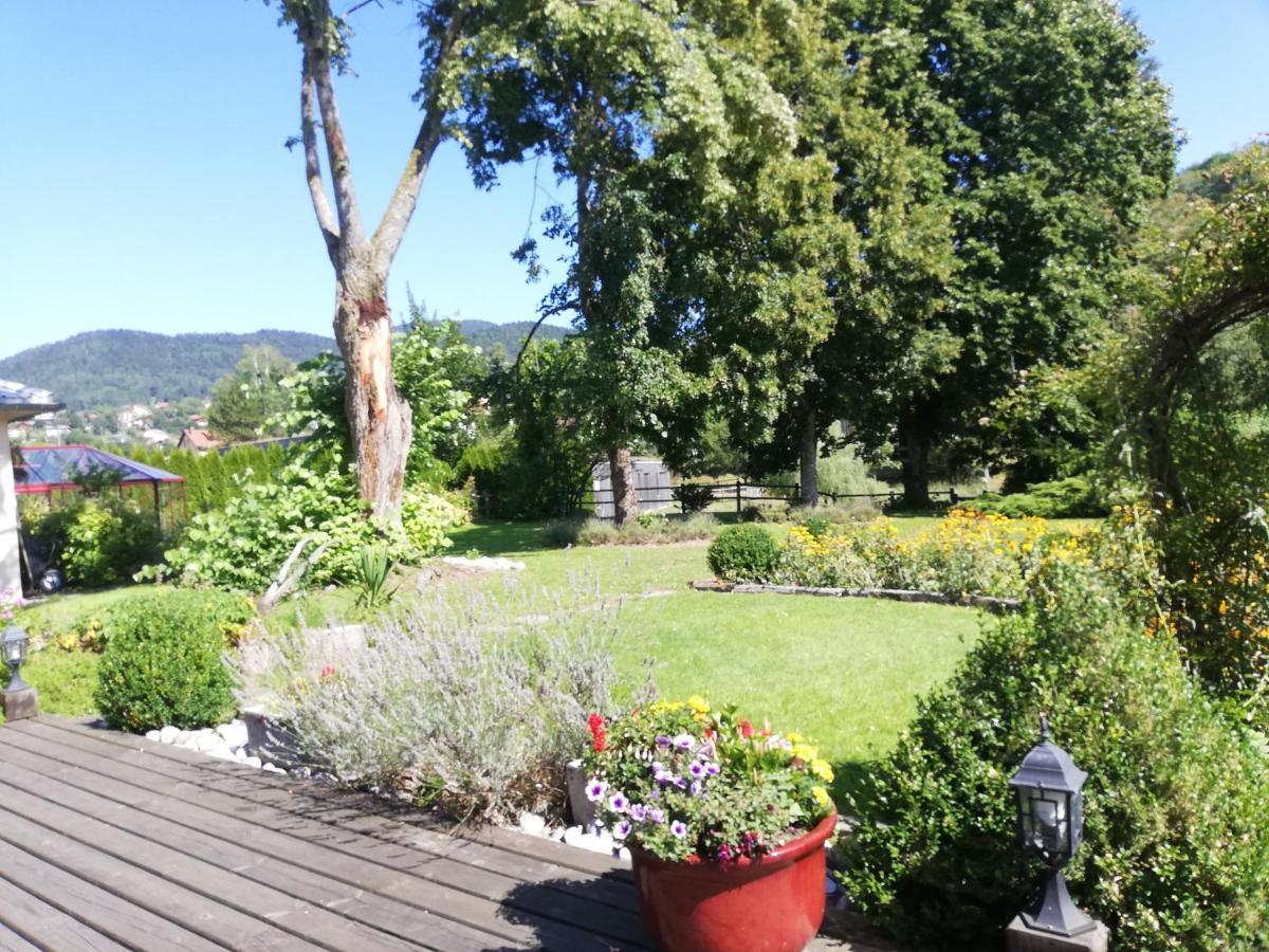 Chez Marlyse-Chambres Et Table D'Hotes Saint-Maurice-sur-Moselle Exterior foto